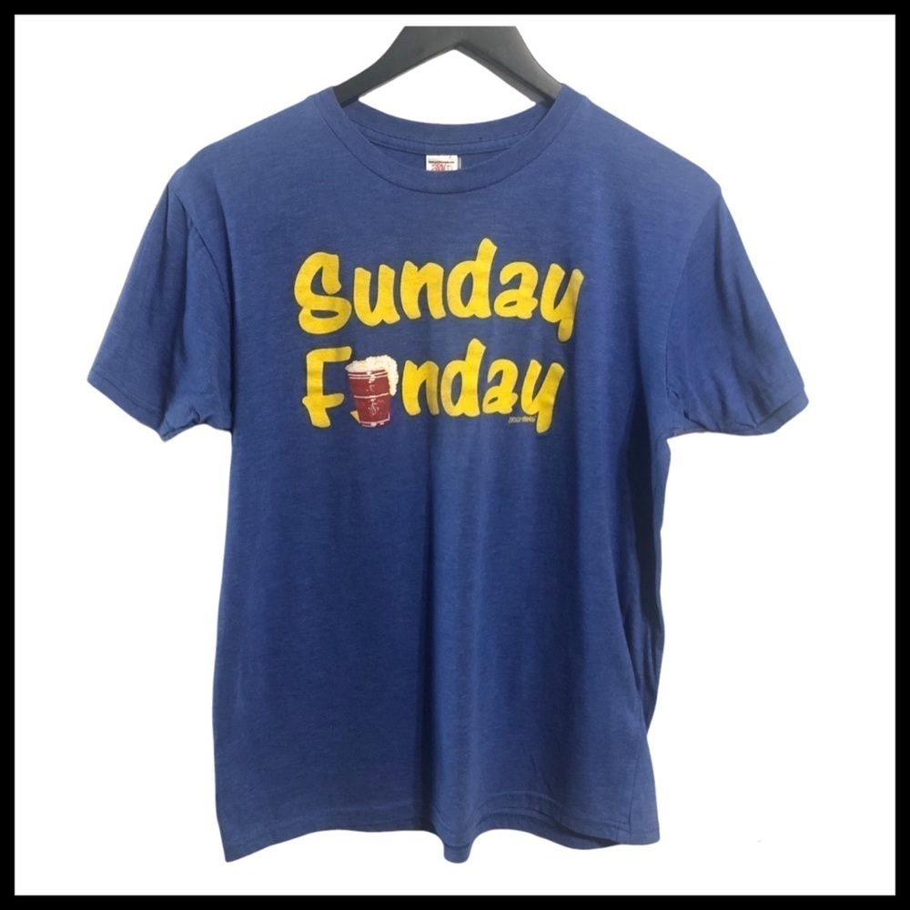 SOLID THREADS SUNDAY FUNDAY Graphic T-Shirt